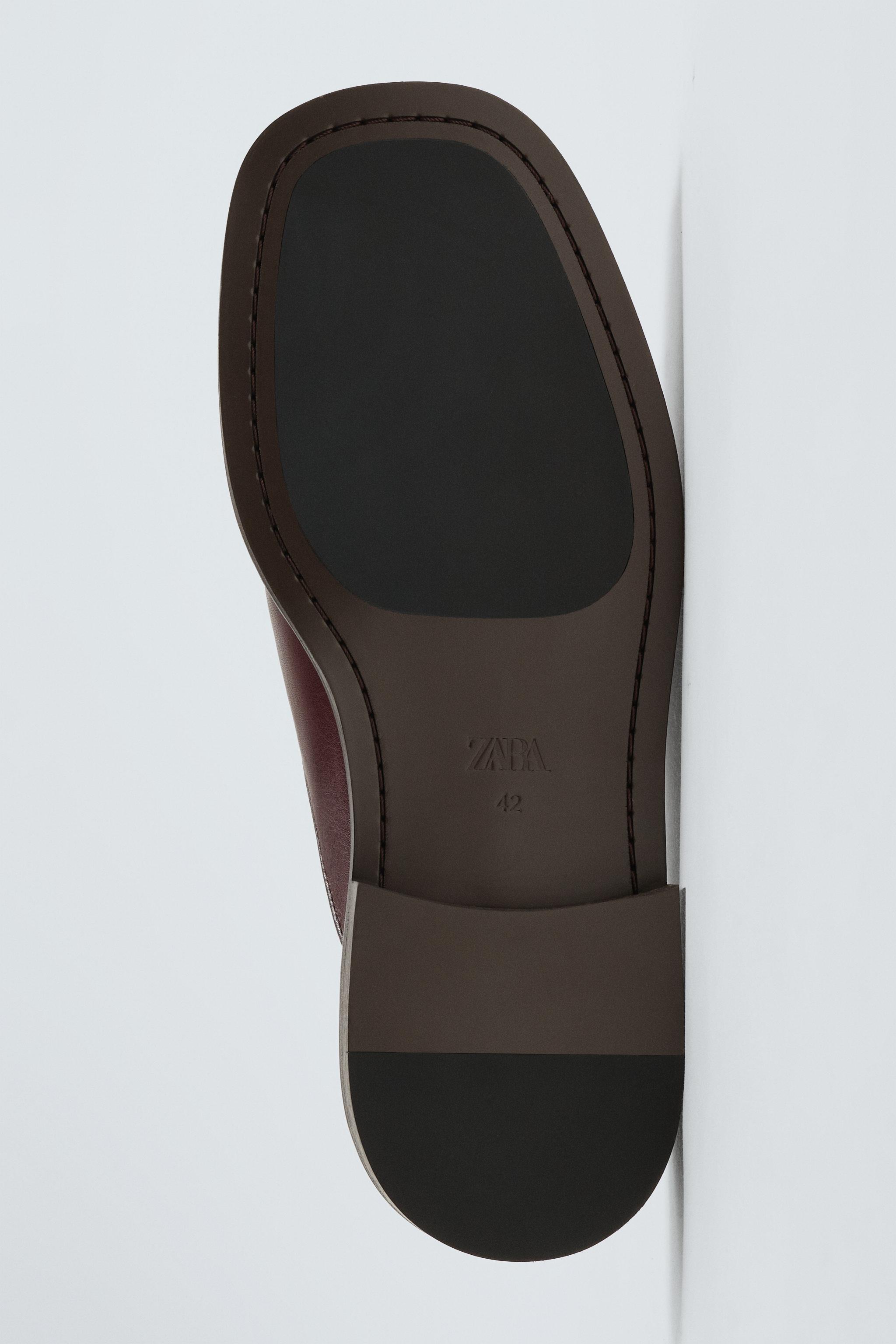 LEATHER CLOGS